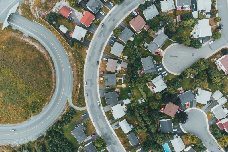 Dead Ends and High Prices: The Surprising Real Estate Economics of Cul-de-Sac Living