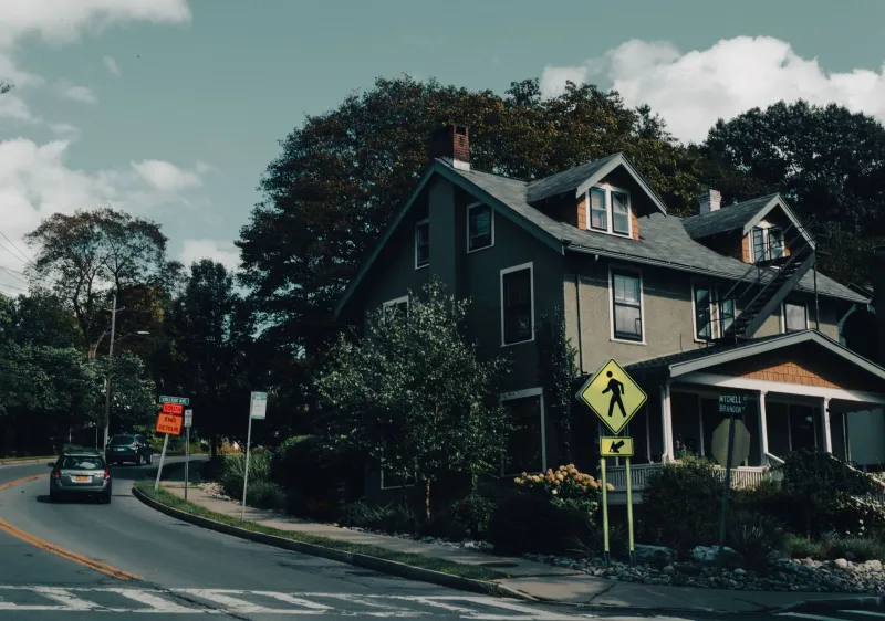 What's in a Street Name? The Measurable Price Gap Between Named and Numbered Addresses